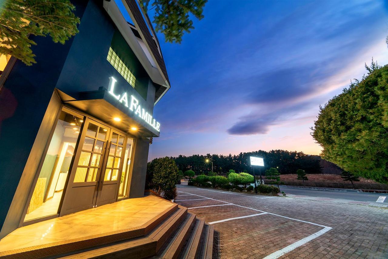 Hotel La Famille Yangyang Exterior foto