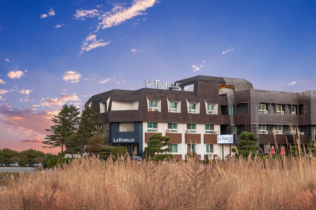 Hotel La Famille Yangyang Exterior foto